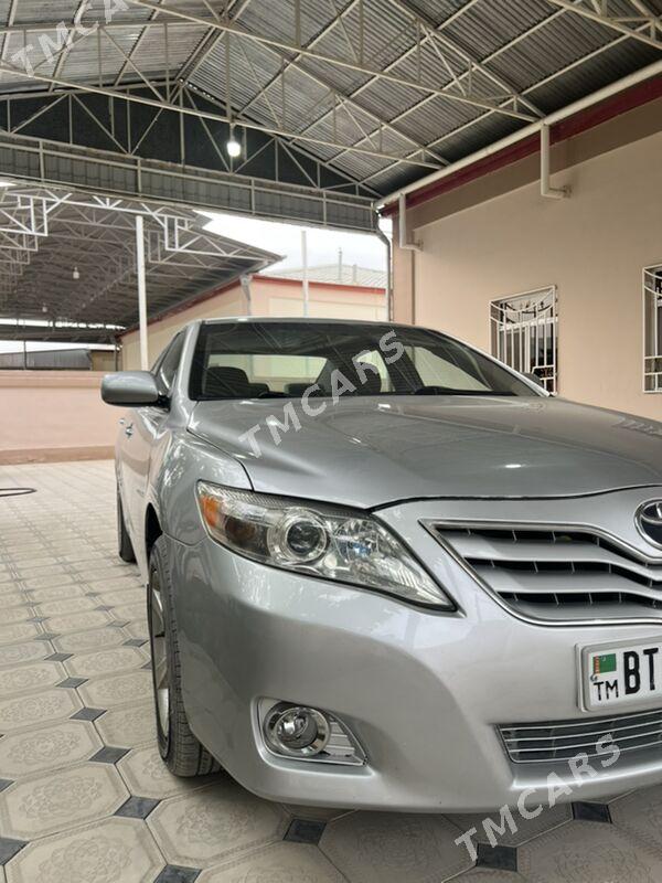 Toyota Camry 2010 - 170 000 TMT - Мары - img 2