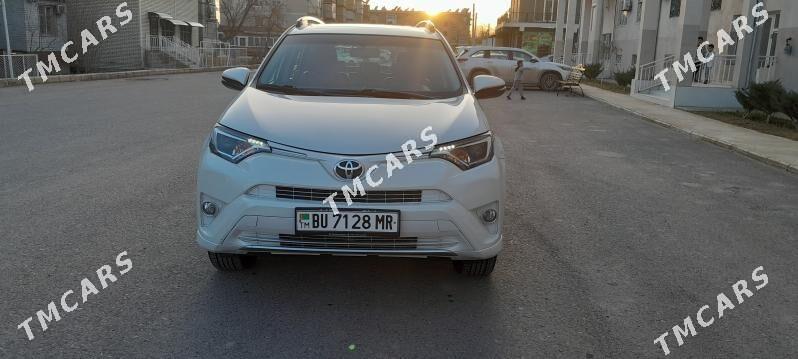 Toyota RAV4 2017 - 330 000 TMT - Мары - img 5