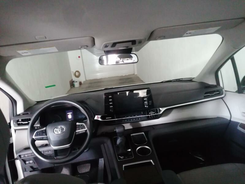Toyota Sienna 2021 - 465 000 TMT - Türkmenbaşy - img 3