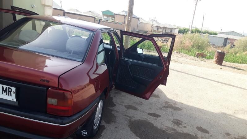 Opel Vectra 1992 - 33 000 TMT - Мургап - img 5