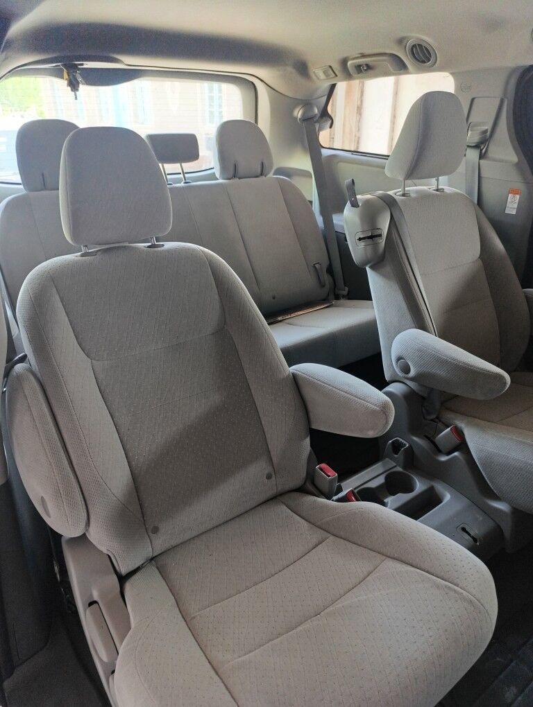 Toyota Sienna 2020 - 370 000 TMT - Мары - img 7