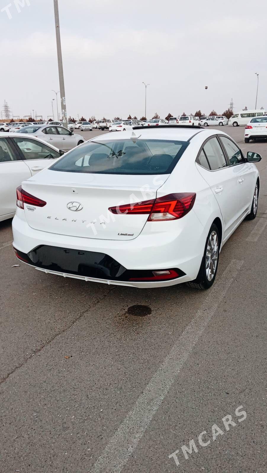 Hyundai Elantra 2019 - 230 000 TMT - Aşgabat - img 4