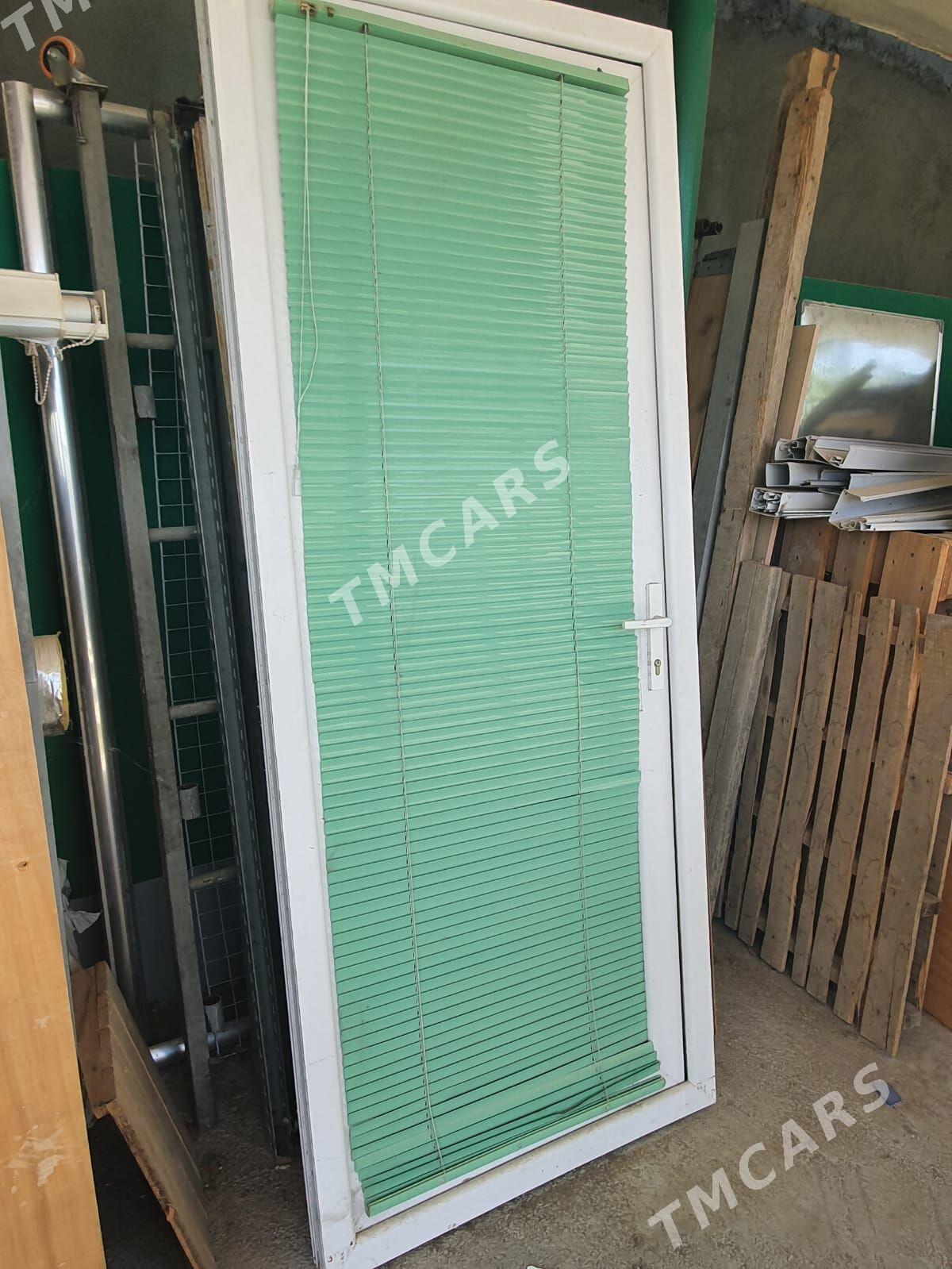 Satlyk gapy - Aşgabat - img 2
