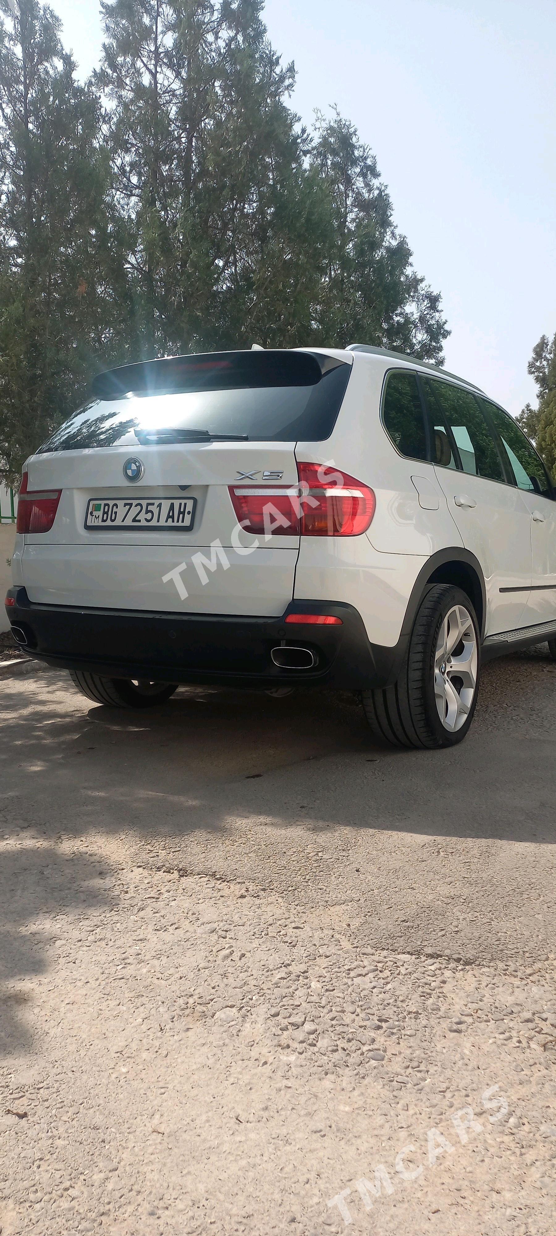 BMW X5 2008 - 240 000 TMT - Garadamak - img 4