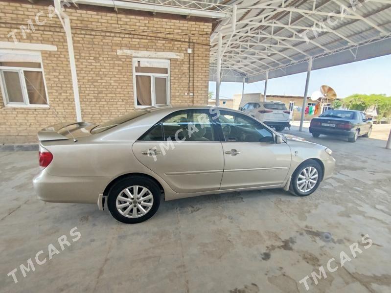 Toyota Camry 2004 - 140 000 TMT - Baýramaly - img 4