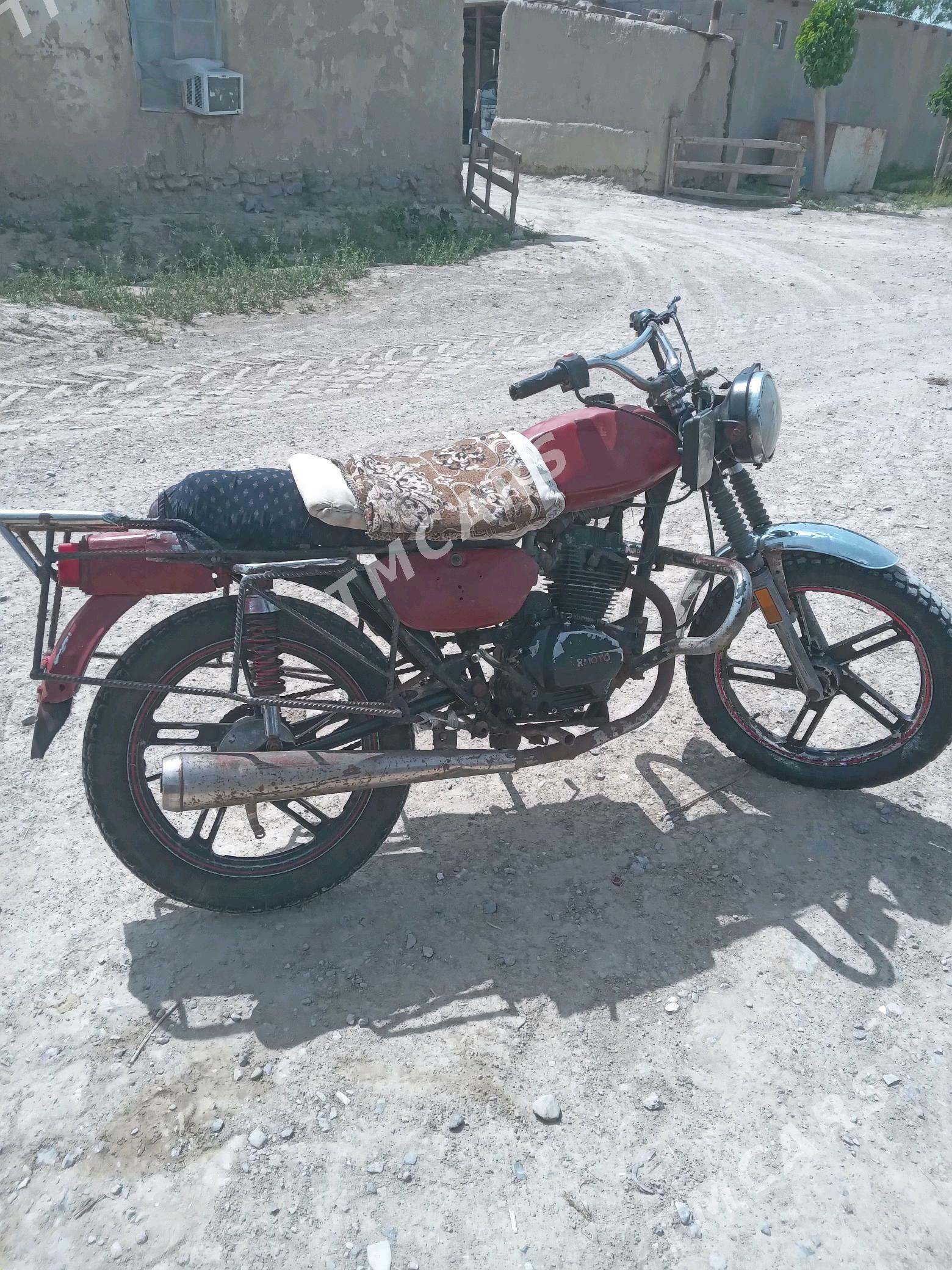 Fekon FK150-8G 2013 - 6 000 TMT - Бахарден - img 3