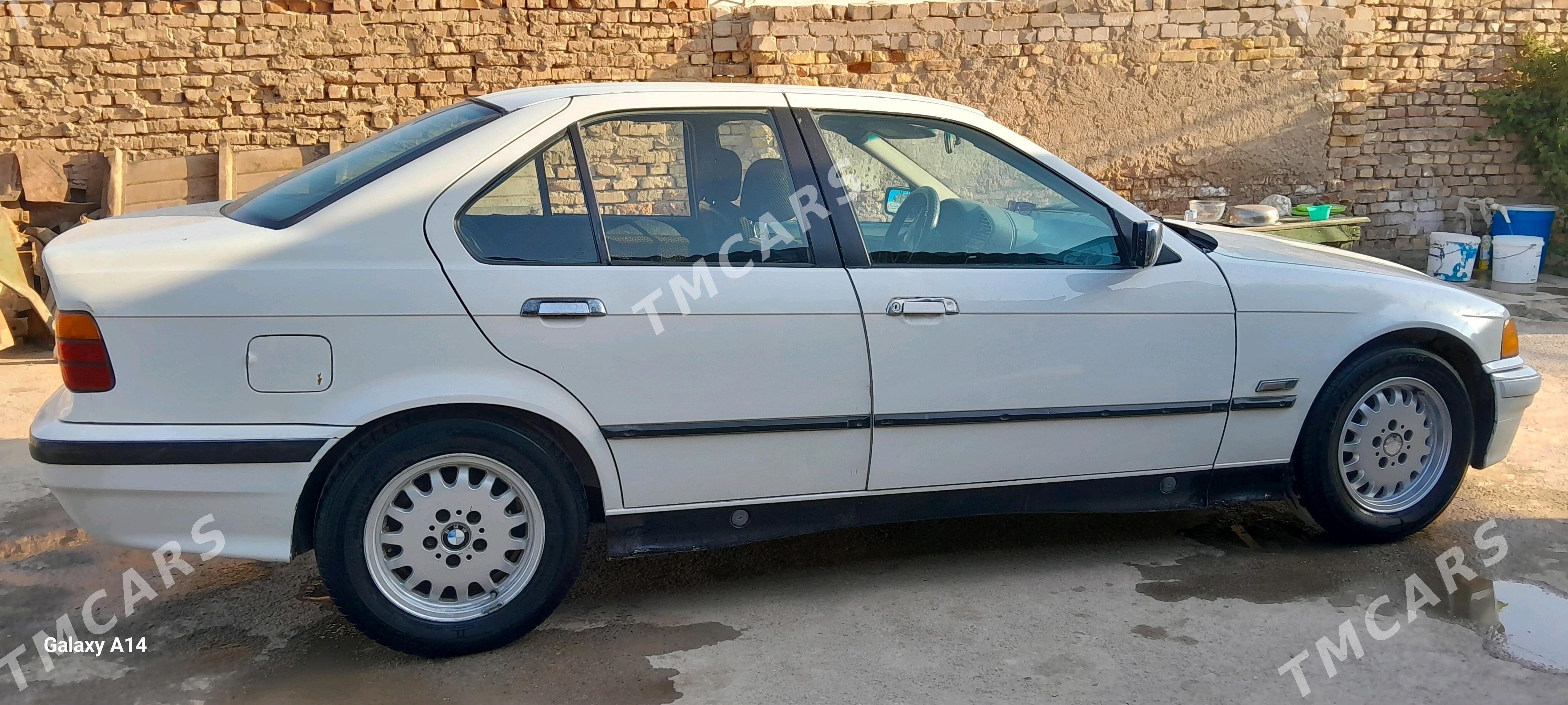 BMW 325 1992 - 30 000 TMT - Теджен - img 3