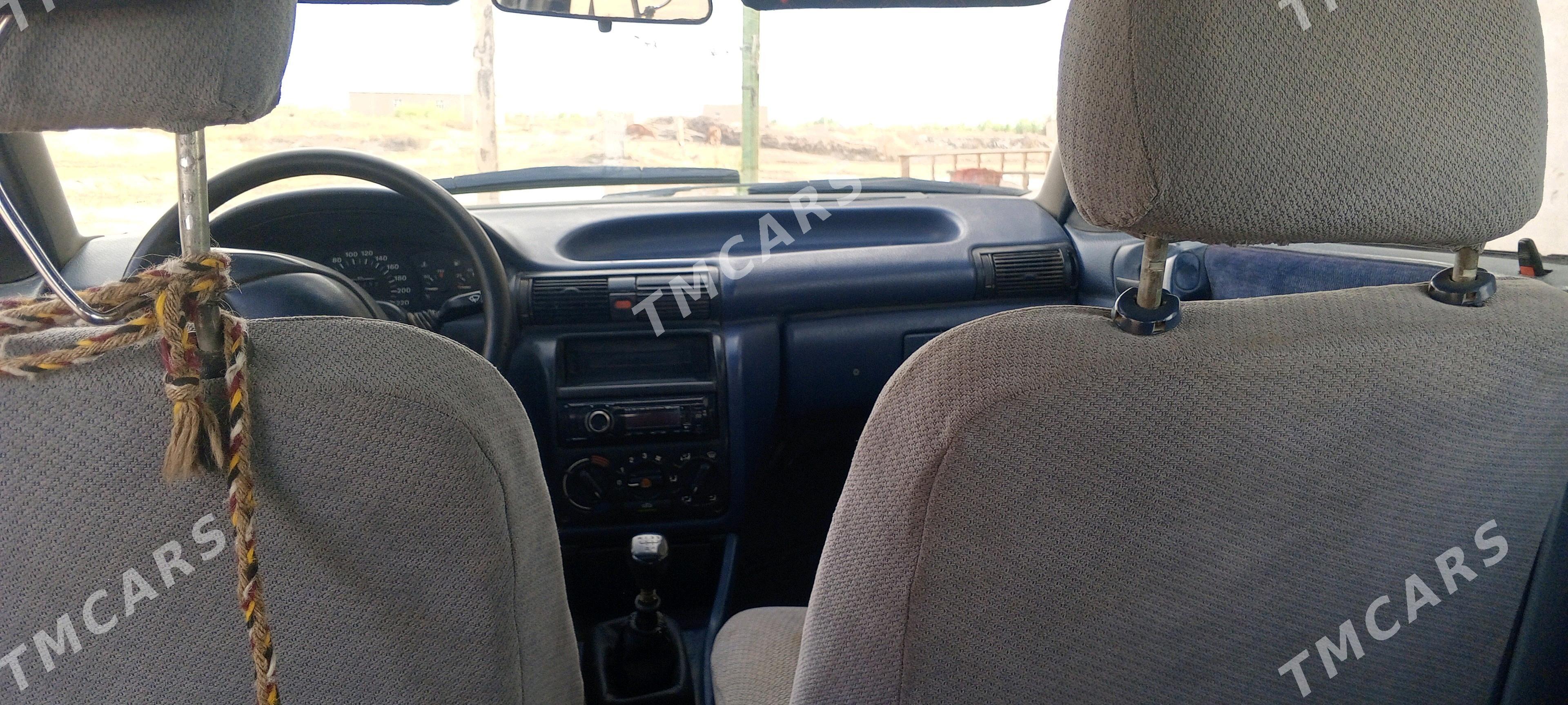 Opel Astra 1993 - 30 000 TMT - Губадаг - img 3