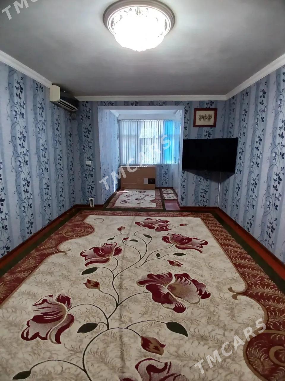 10 МИКР 3 ЭТАЖ 3 КОМНАТ - 10 mkr - img 7