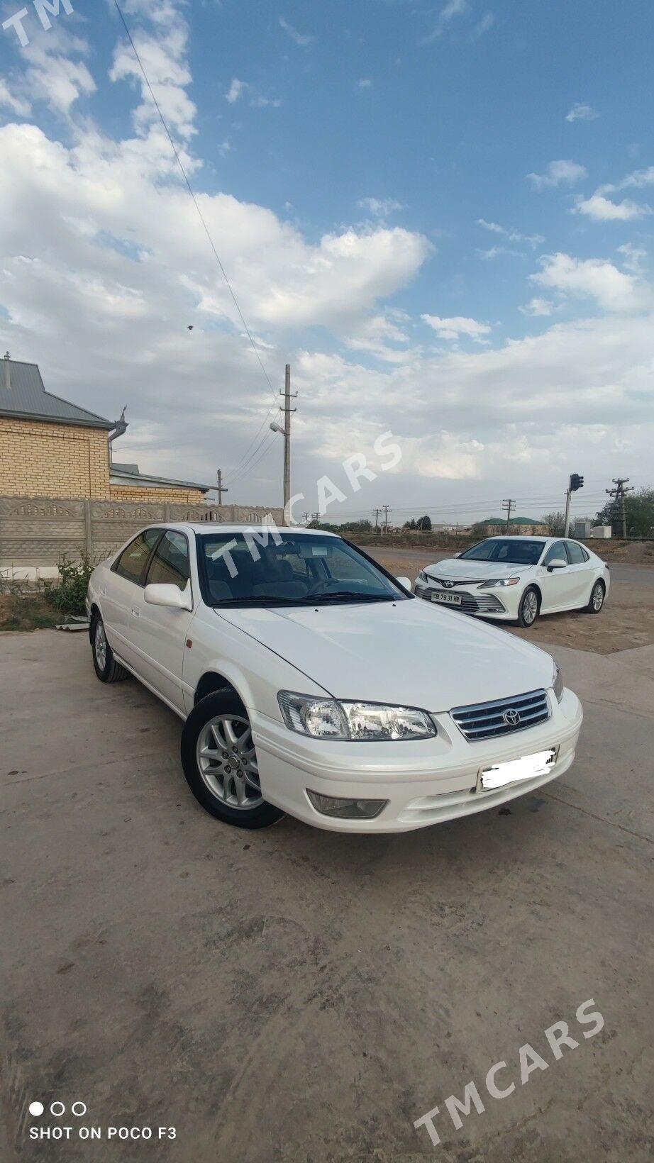 Toyota Camry 2001 - 156 000 TMT - Байрамали - img 4