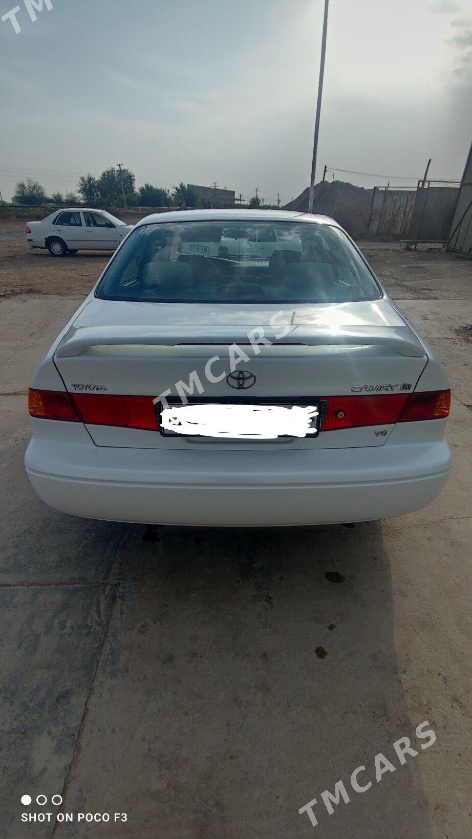 Toyota Camry 2001 - 156 000 TMT - Байрамали - img 6