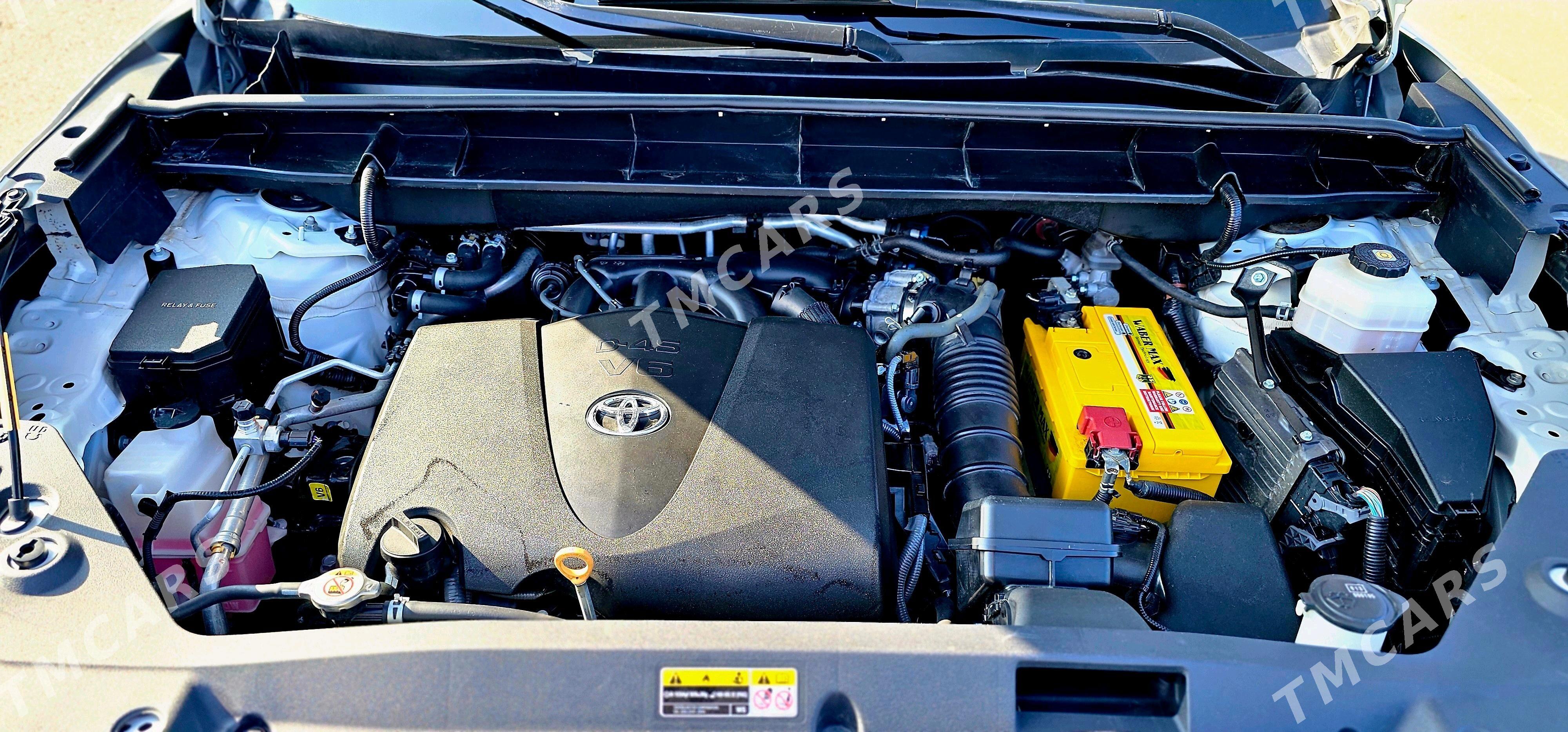 Toyota Highlander 2020 - 445 000 TMT - Ашхабад - img 9