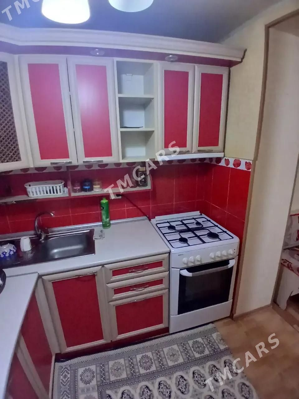 квартира 69 кв, Черёмушки - Türkmenbaşy - img 2