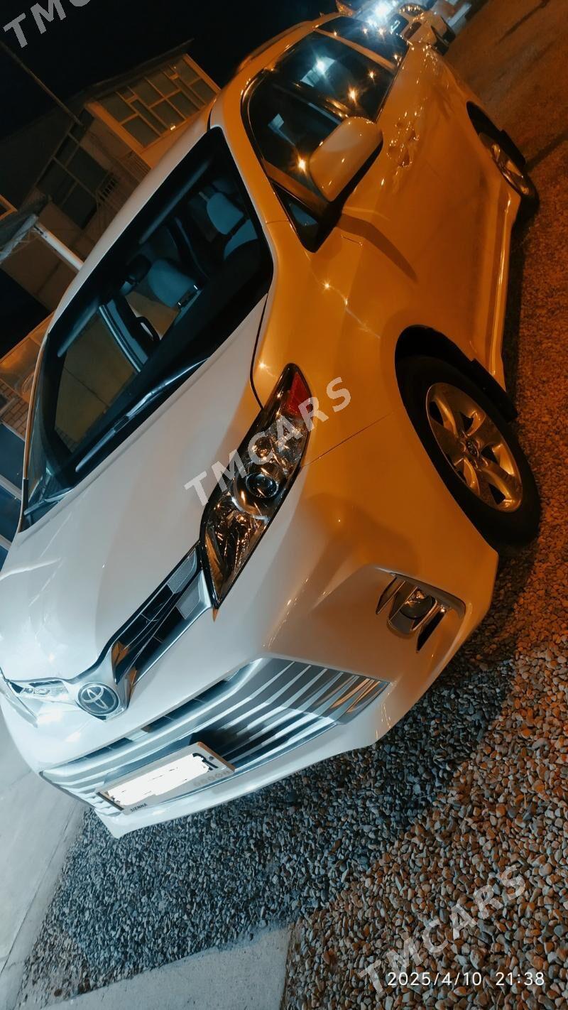 Toyota Sienna 2019 - 400 000 TMT - Мары - img 3