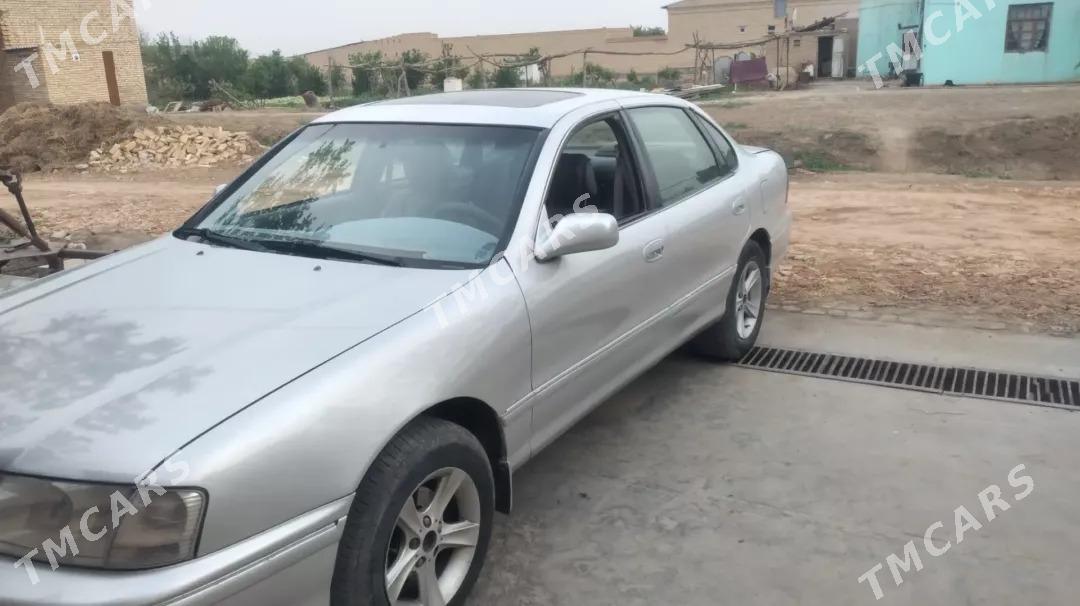 Toyota Avalon 1999 - 115 000 TMT - Дянев - img 4
