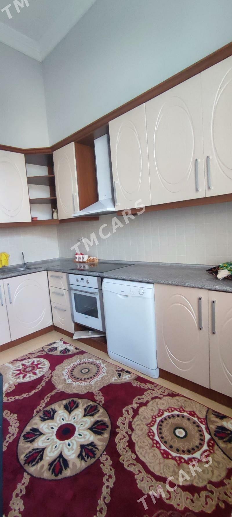 Московская Элитка 3 комнатная - Aşgabat - img 5