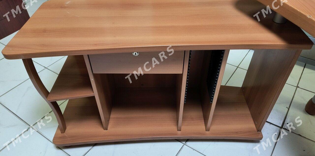 Офисный стол с тумбой с толстой столешницей - Aşgabat - img 6