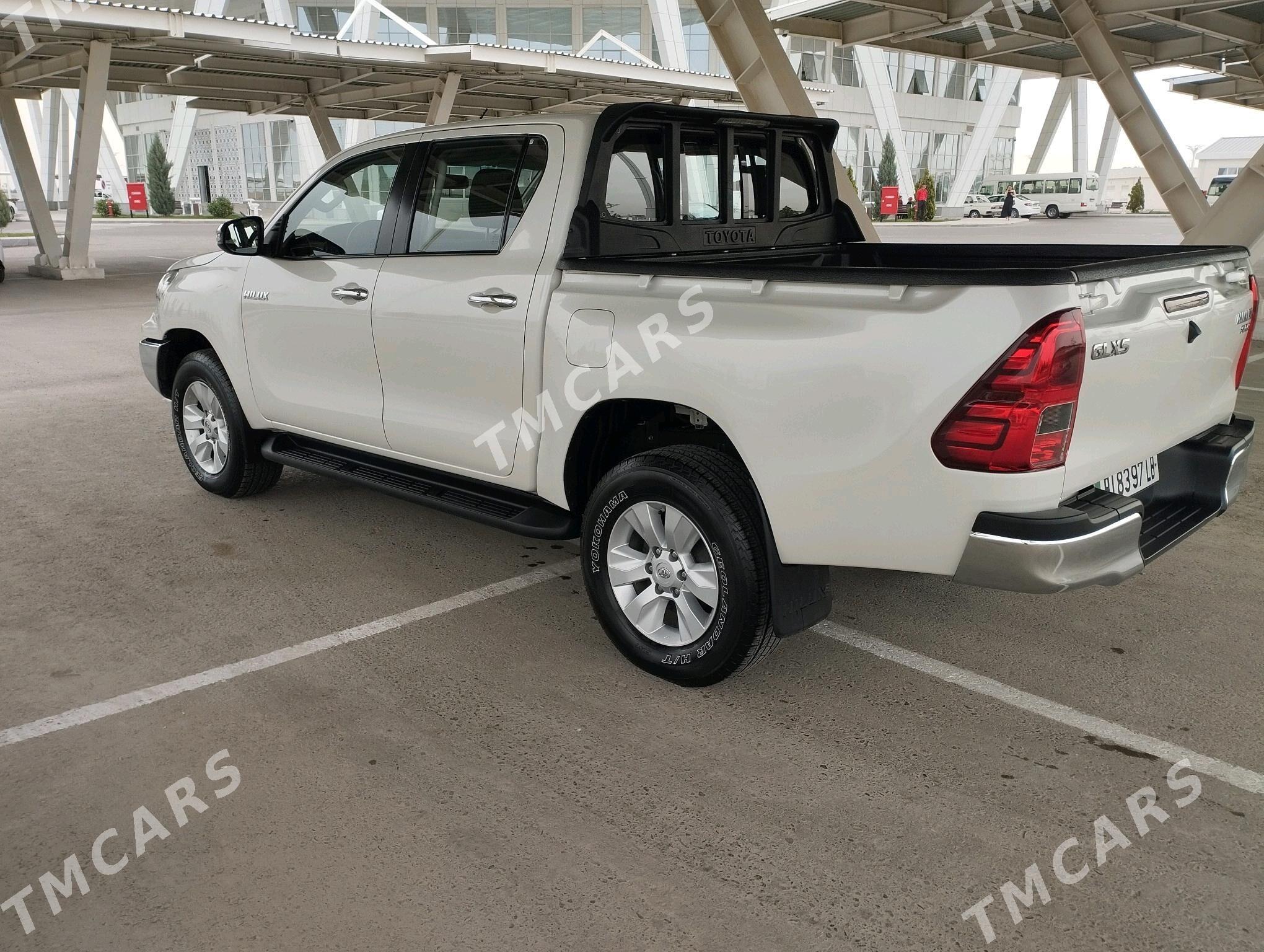 Toyota Hilux 2019 - 550 000 TMT - Туркменабат - img 4