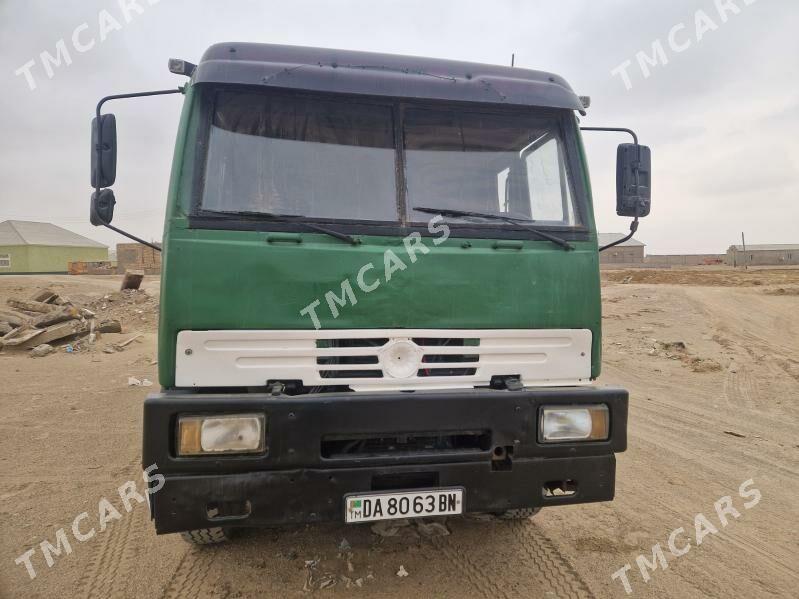 Howo Sinotruk 2011 - 250 000 TMT - Гумдаг - img 4