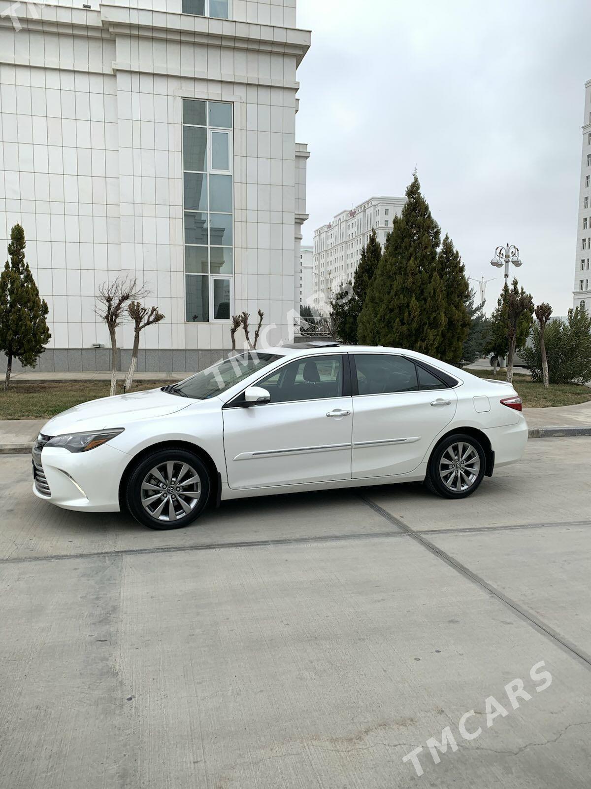 Toyota Camry 2017 - 395 000 TMT - Ашхабад - img 4
