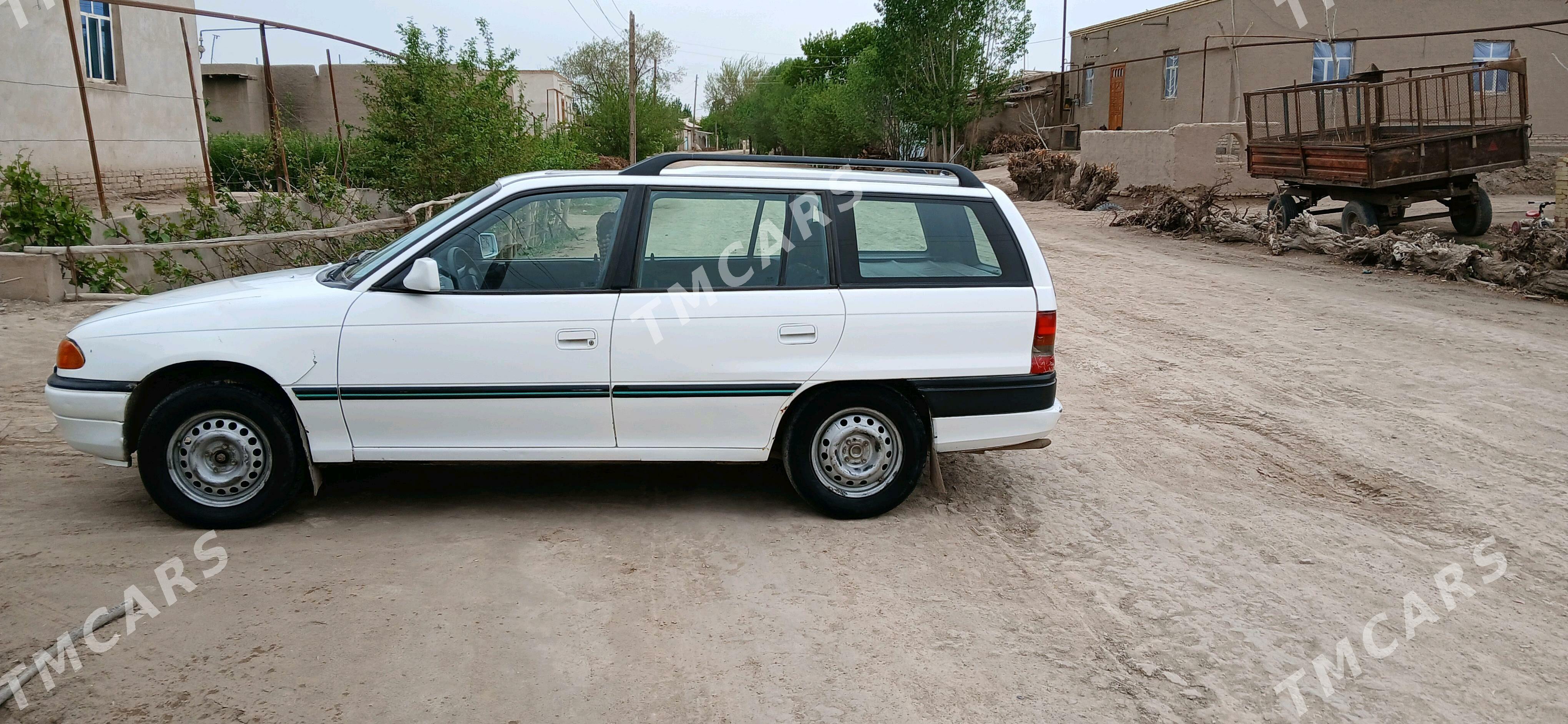 Opel Astra 1994 - 34 000 TMT - Гурбансолтан Едже - img 4