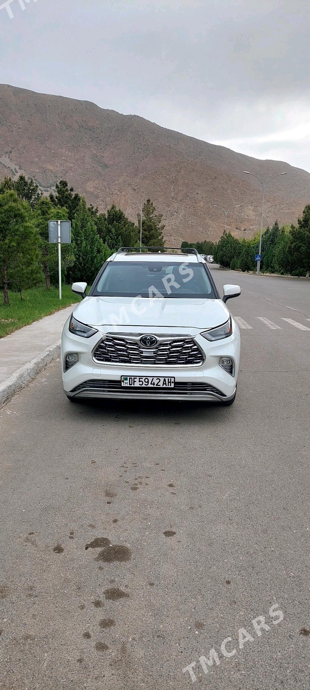 Toyota Highlander 2020 - 568 000 TMT - Гуртли - img 2
