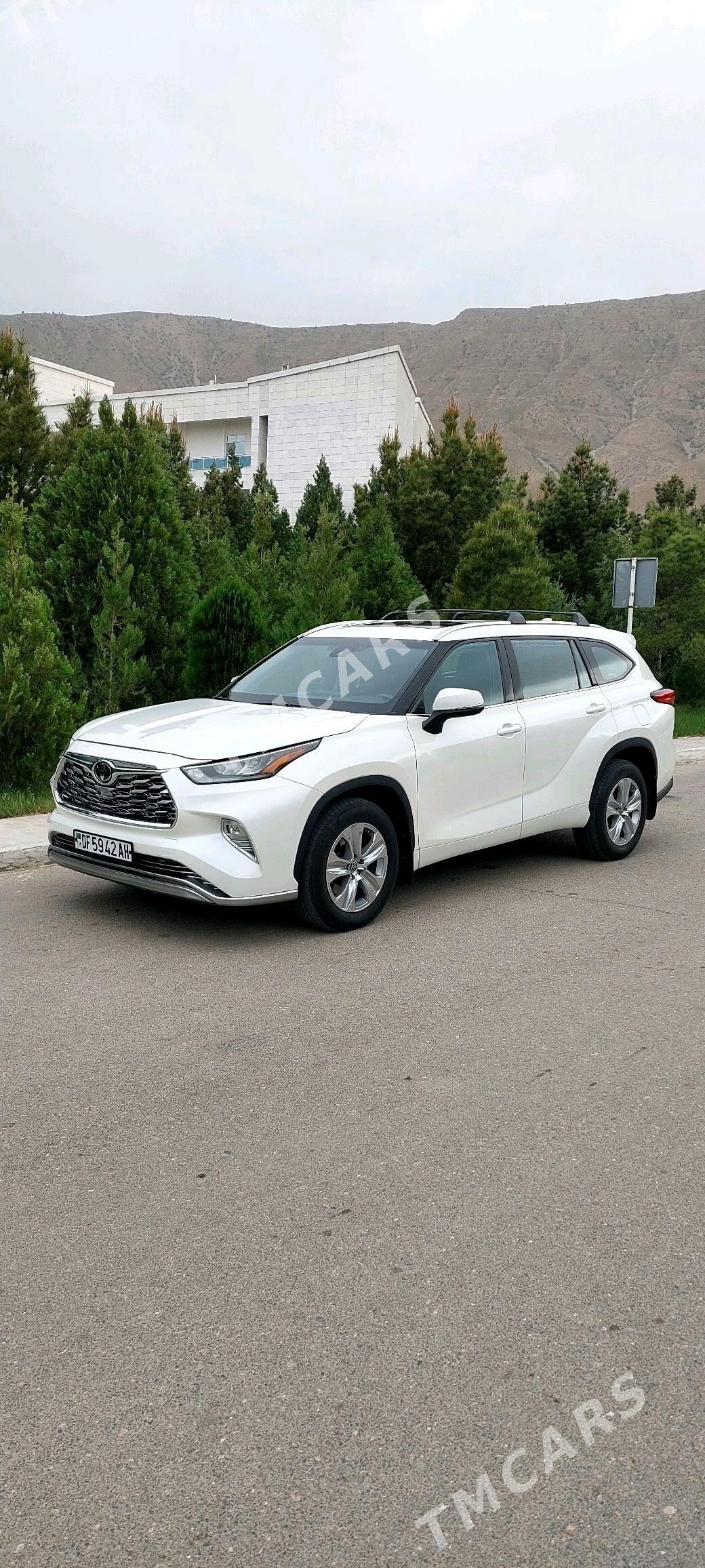 Toyota Highlander 2020 - 568 000 TMT - Гуртли - img 3