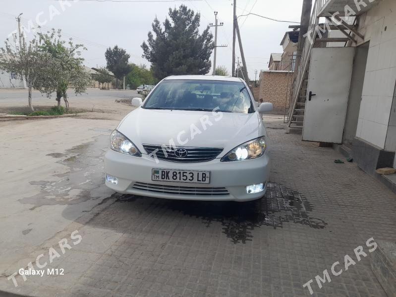 Toyota Camry 2005 - 193 000 TMT - Саят - img 10