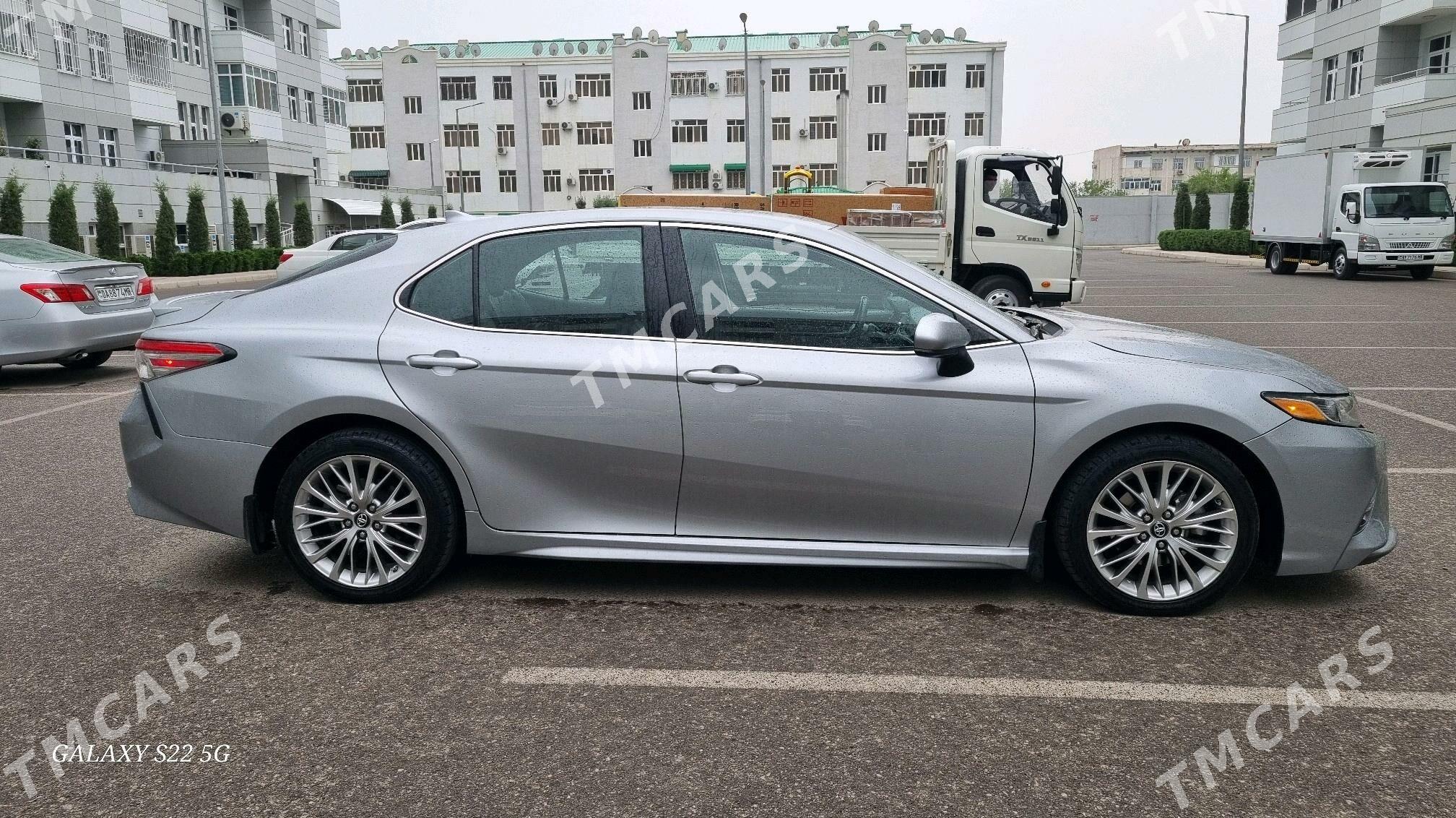 Toyota Camry 2019 - 320 000 TMT - Мары - img 3