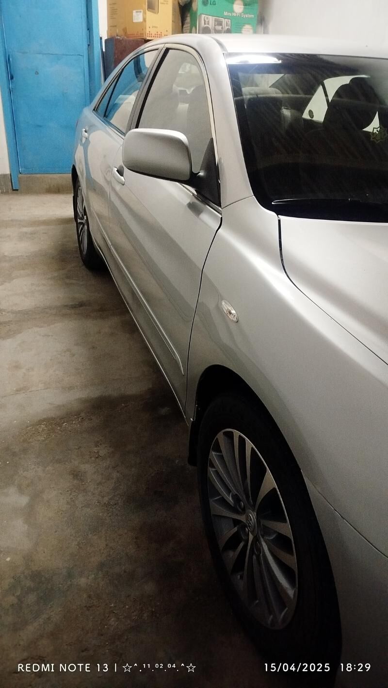 Toyota Camry 2010 - 165 000 TMT - Дашогуз - img 6