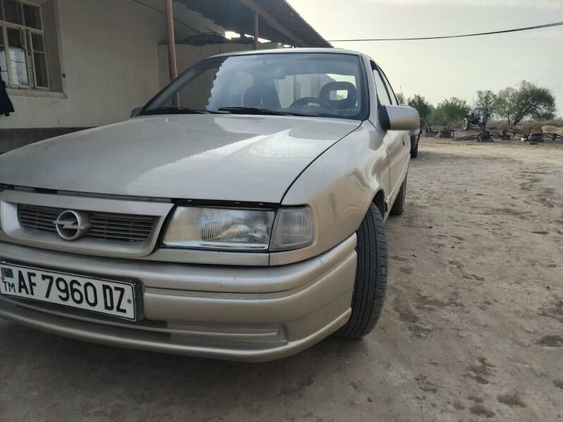 Opel Vectra 1992 - 30 000 TMT - Boldumsaz - img 8