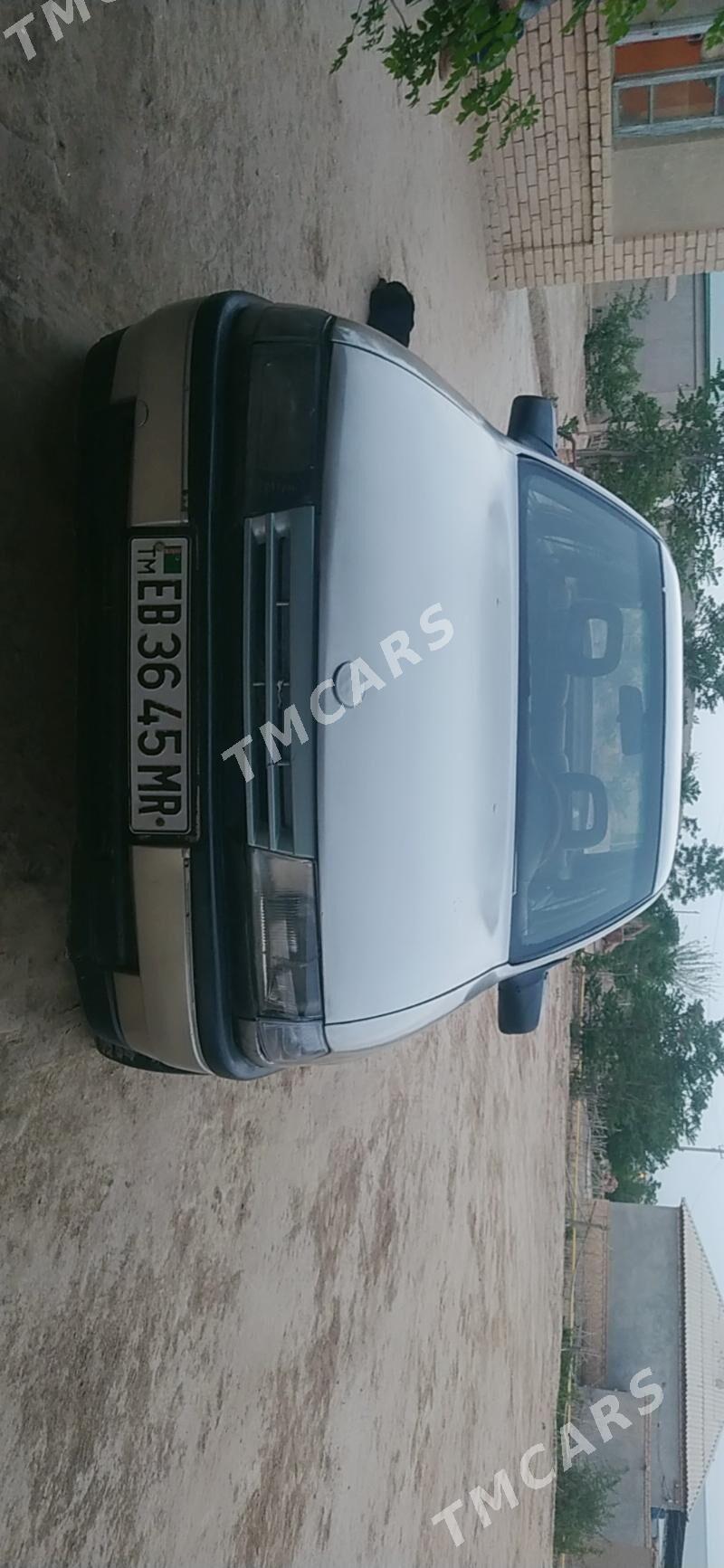 Opel Vectra 1990 - 26 000 TMT - Ёлётен - img 2
