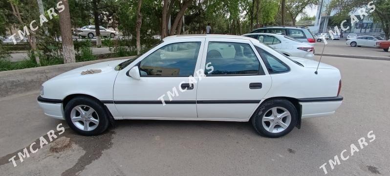 Opel Vectra 1993 - 38 000 TMT - Мары - img 4