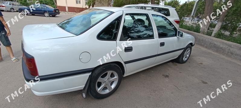 Opel Vectra 1993 - 38 000 TMT - Мары - img 3