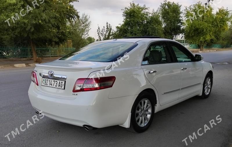 Toyota Camry 2010 - 220 000 TMT - Бедев - img 2
