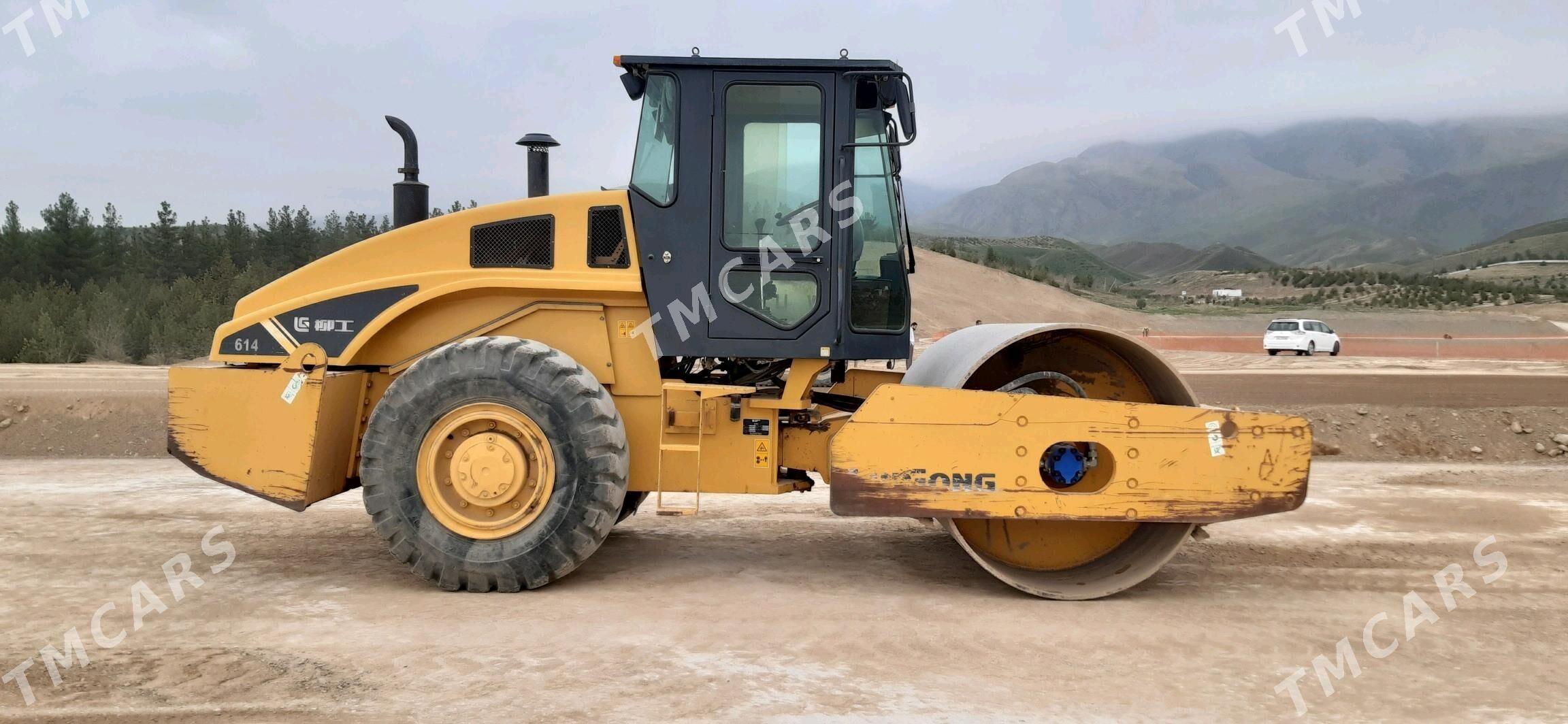 LiuGong Roller 2014 - 310 000 TMT - Ашхабад - img 3