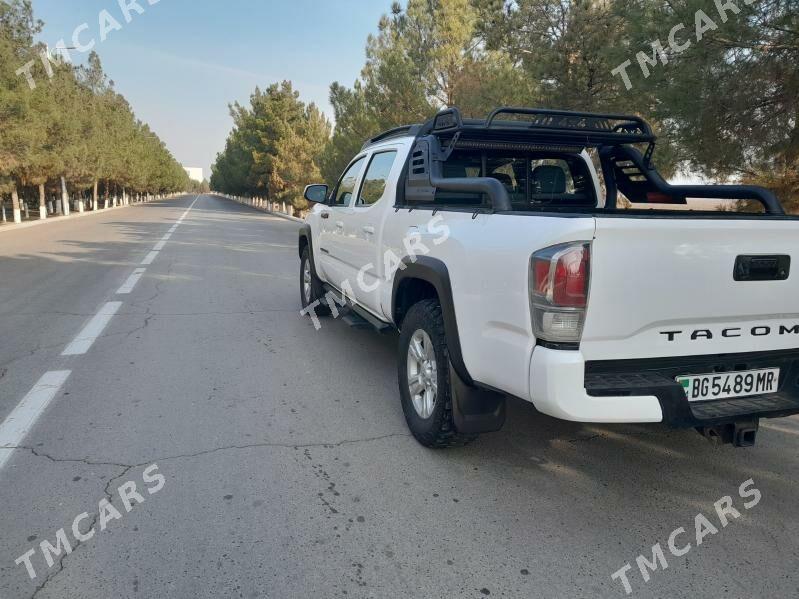 Toyota Tacoma 2018 - 330 000 TMT - Baýramaly - img 3