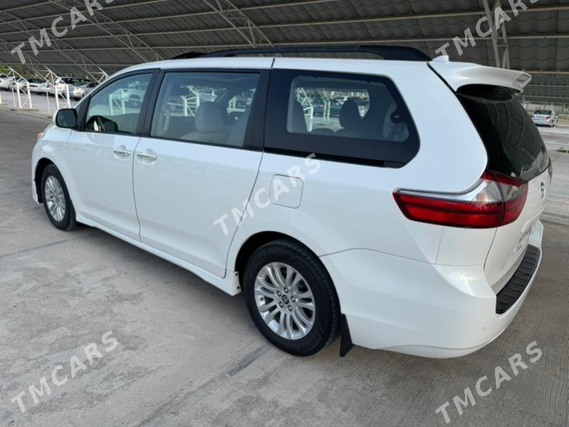 Toyota Sienna 2020 - 400 000 TMT - Мары - img 3