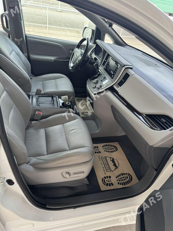 Toyota Sienna 2020 - 400 000 TMT - Мары - img 4