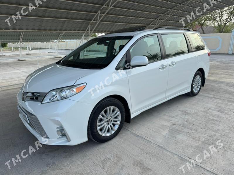 Toyota Sienna 2020 - 400 000 TMT - Мары - img 5