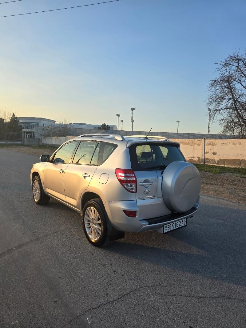 Toyota RAV4 2011 - 218 000 TMT - Aşgabat - img 8