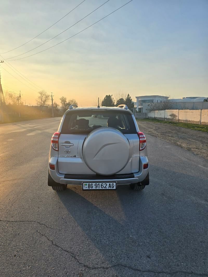 Toyota RAV4 2011 - 218 000 TMT - Aşgabat - img 5