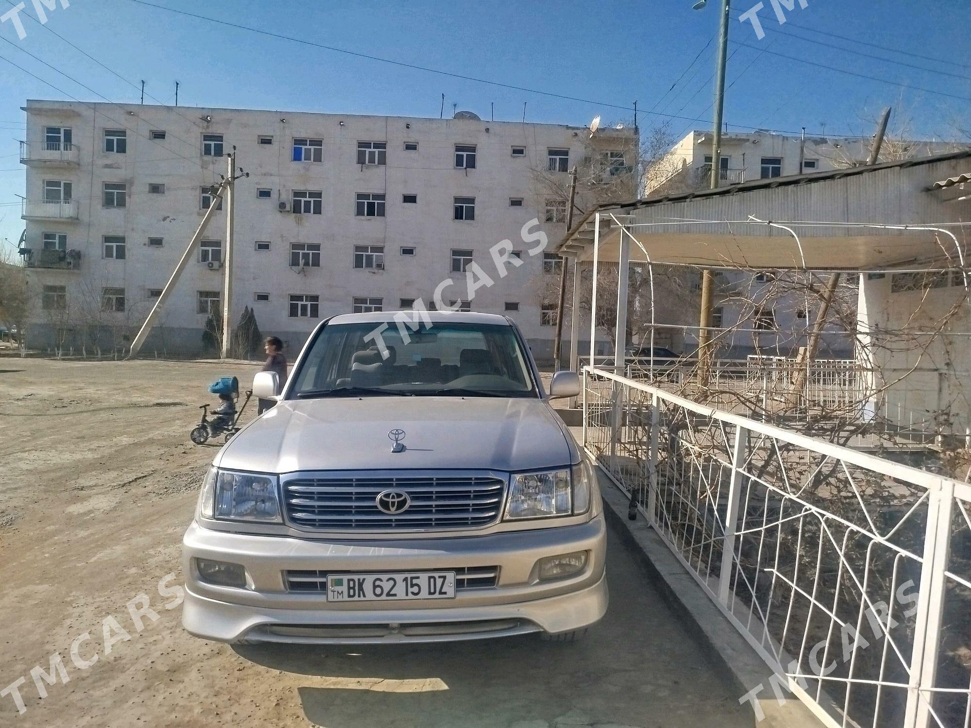 Toyota Land Cruiser Prado 2002 - 220 000 TMT - Дашогуз - img 6