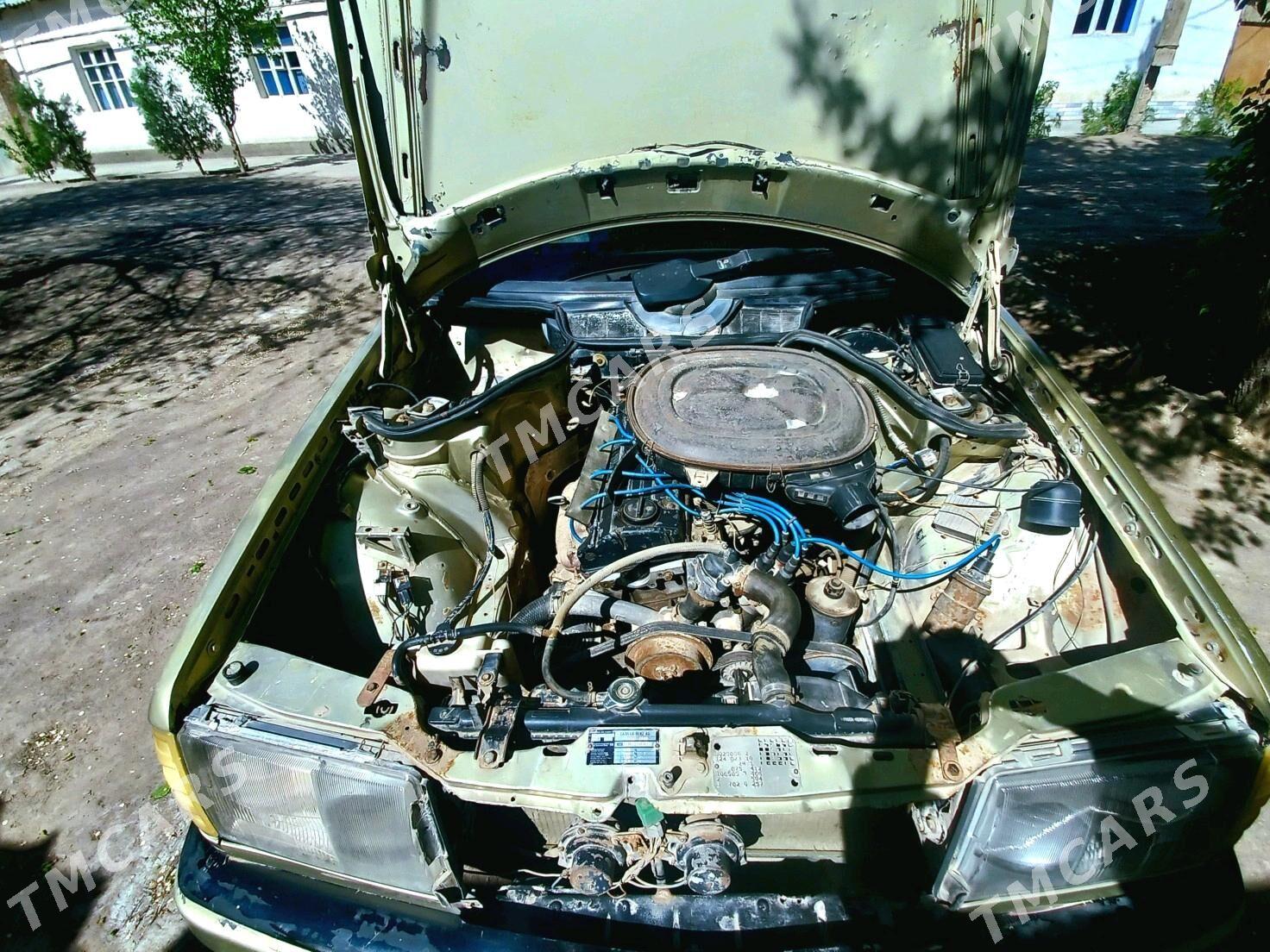 Mercedes-Benz 230E 1985 - 20 000 TMT - Boldumsaz - img 6