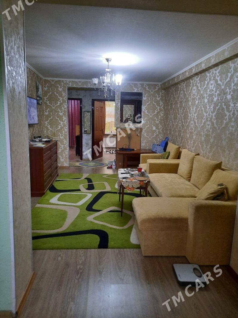 ЦЕНТР. 3 КОМН.3 ЭТАЖ - Aşgabat - img 2