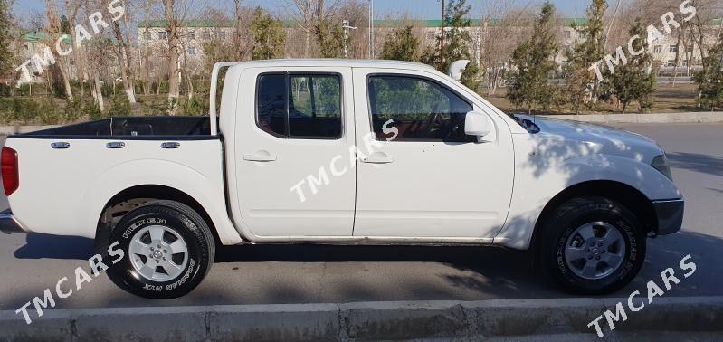 Nissan Navara 2014 - 150 000 TMT - Aşgabat - img 5