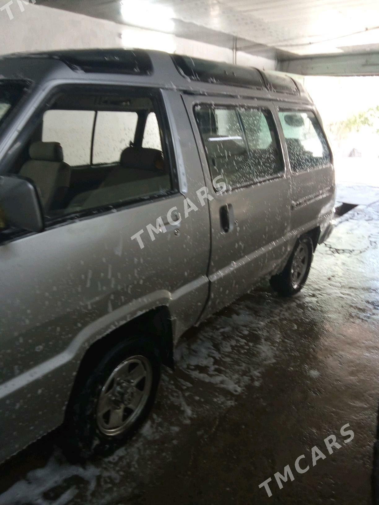 Toyota Town Ace 1994 - 30 000 TMT - Daşoguz - img 3