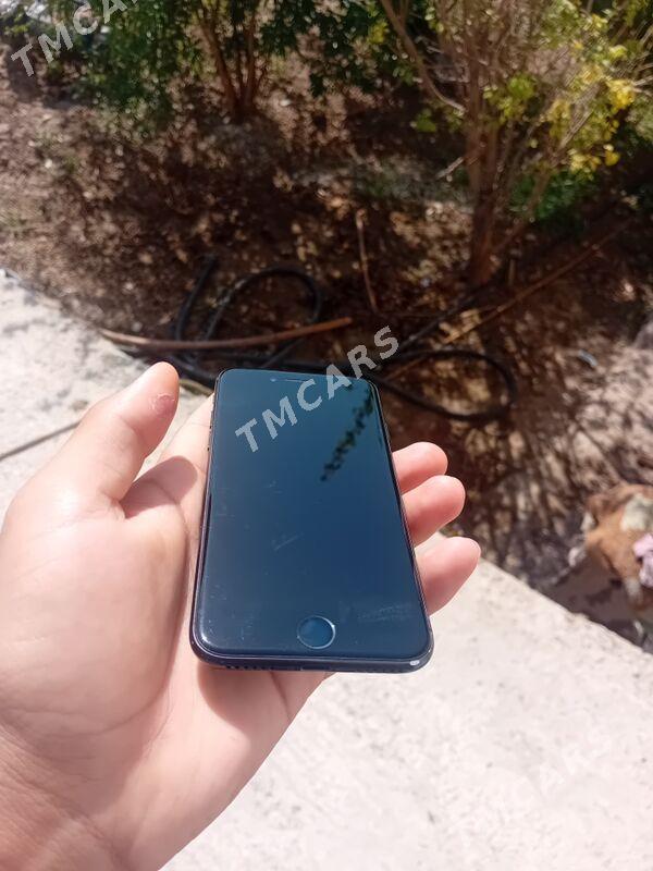 IPhone 7 - Чарджоу - img 2