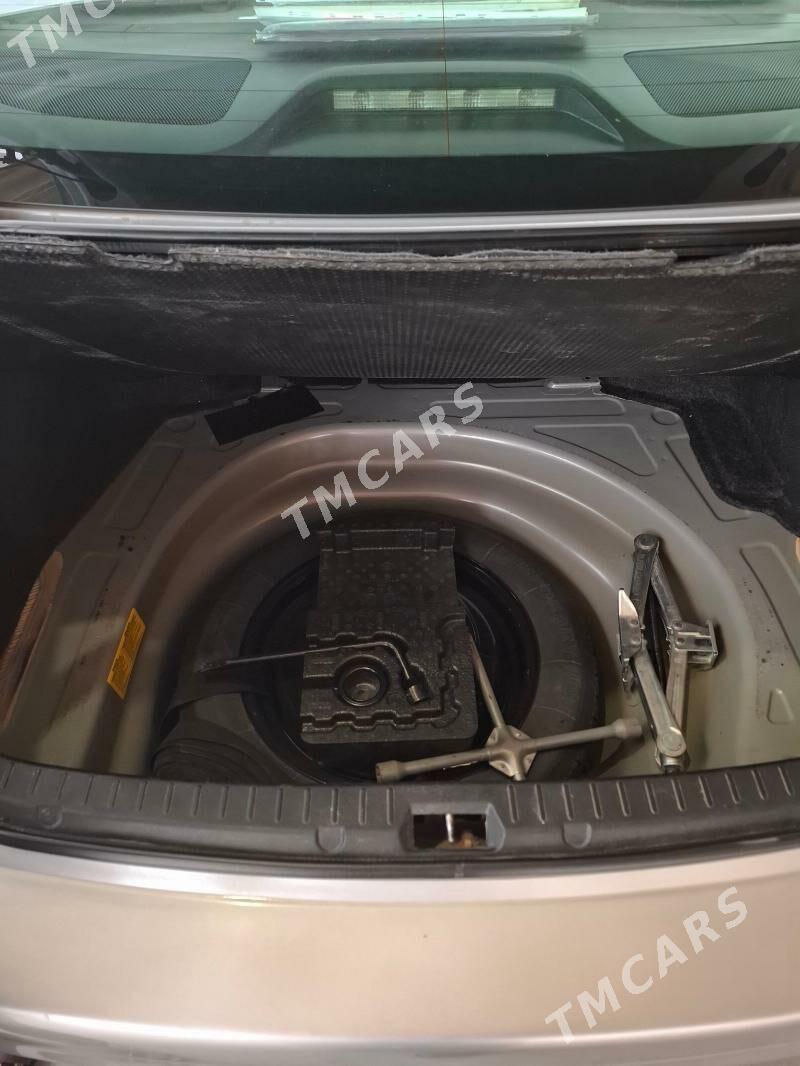 Toyota Corolla 2012 - 150 000 TMT - Мары - img 3