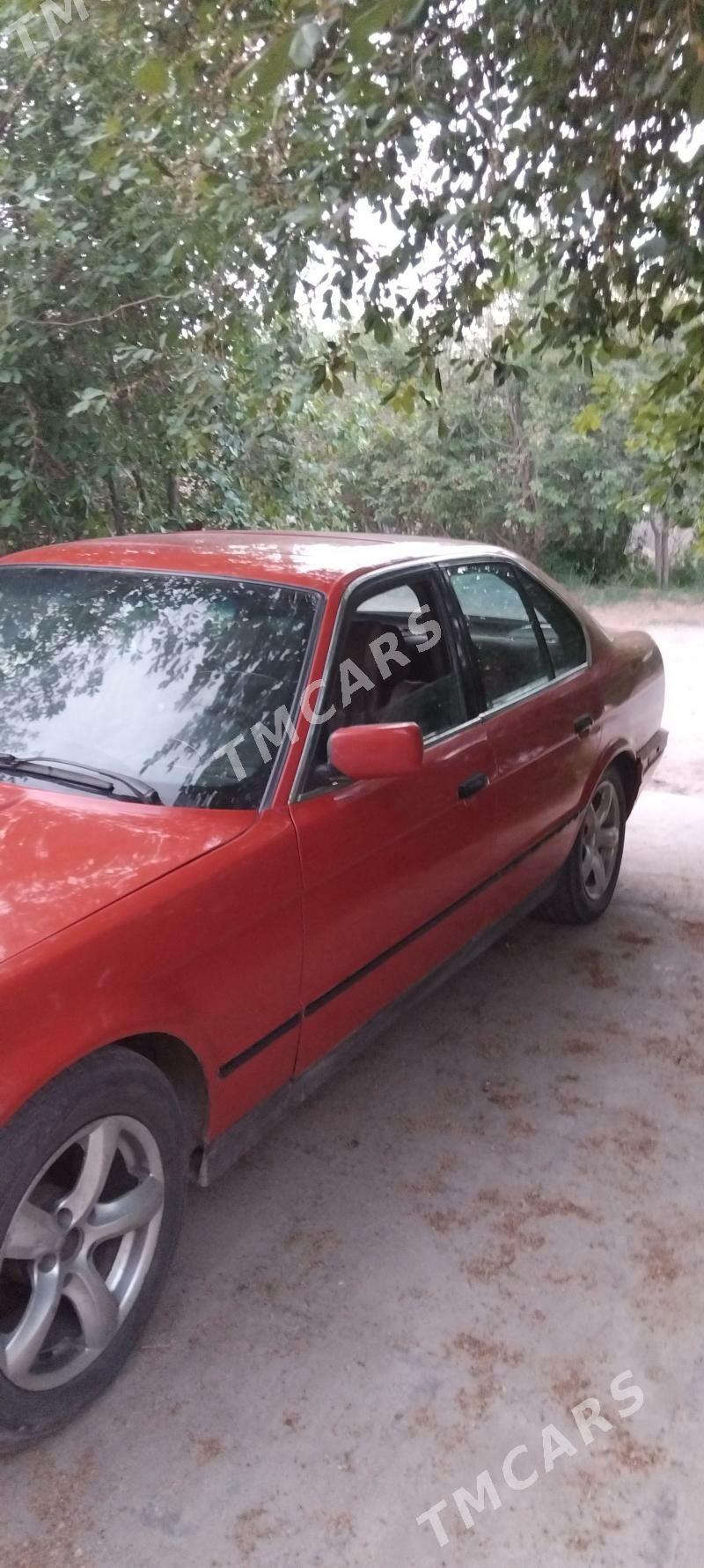 BMW 520 1992 - 25 000 TMT - Sakar - img 2